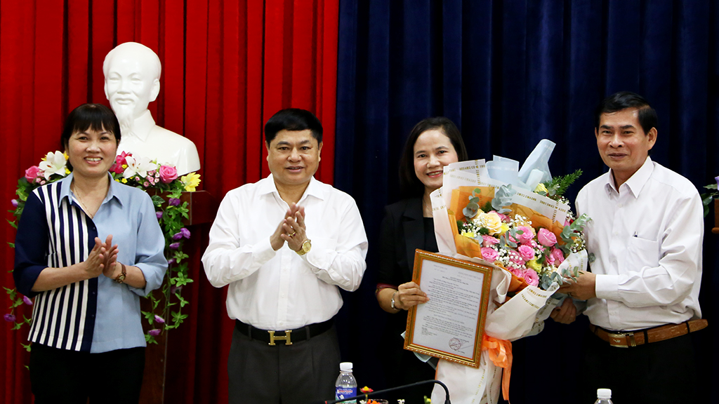 Lễ công bố, trao quyết định bổ nhiệm Trưởng Ban Nội chính Tỉnh ủy