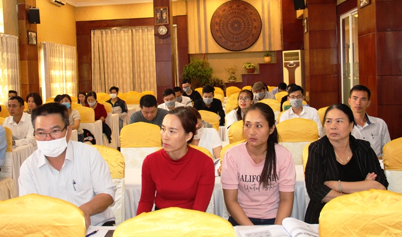 Truyền thông y tế về bệnh không lây nhiễm, giảm ăn muối và phòng chống Covid-19 cho doanh nghiệp