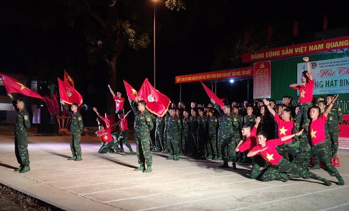 Cuộc thi “Tiếng hát Binh nhì”