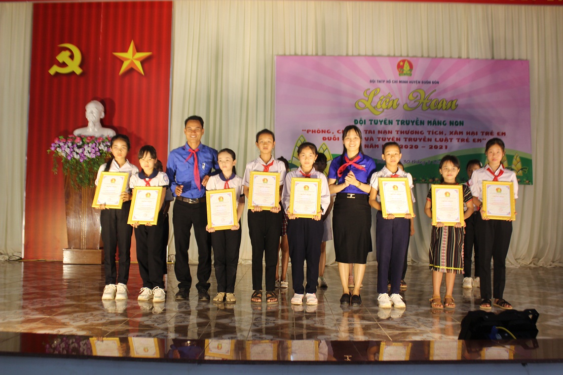 Huyện Buôn Đôn: Thi tuyên truyền về phòng, chống tai nạn thương tích, xâm hại trẻ em, đuối nước và Luật Trẻ em