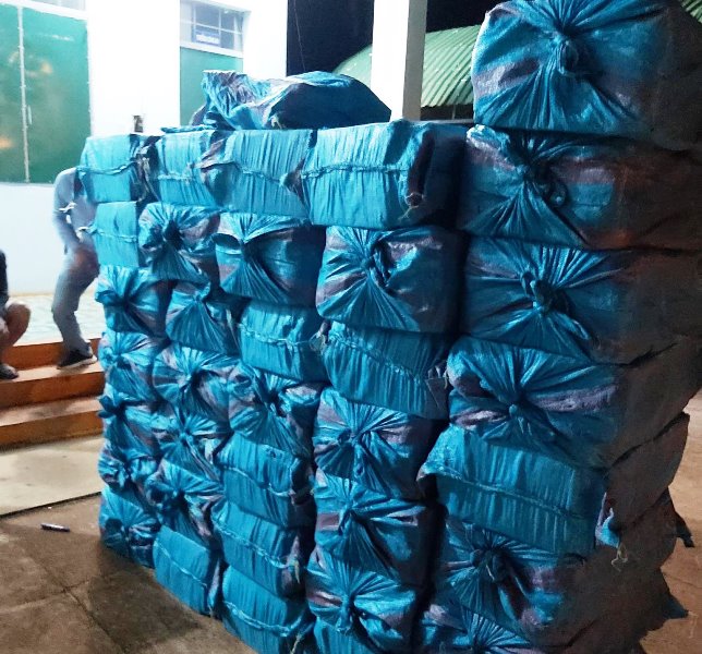 Đắk Lắk phát hiện vụ vận chuyển hơn 18.000 bao thuốc lá lậu