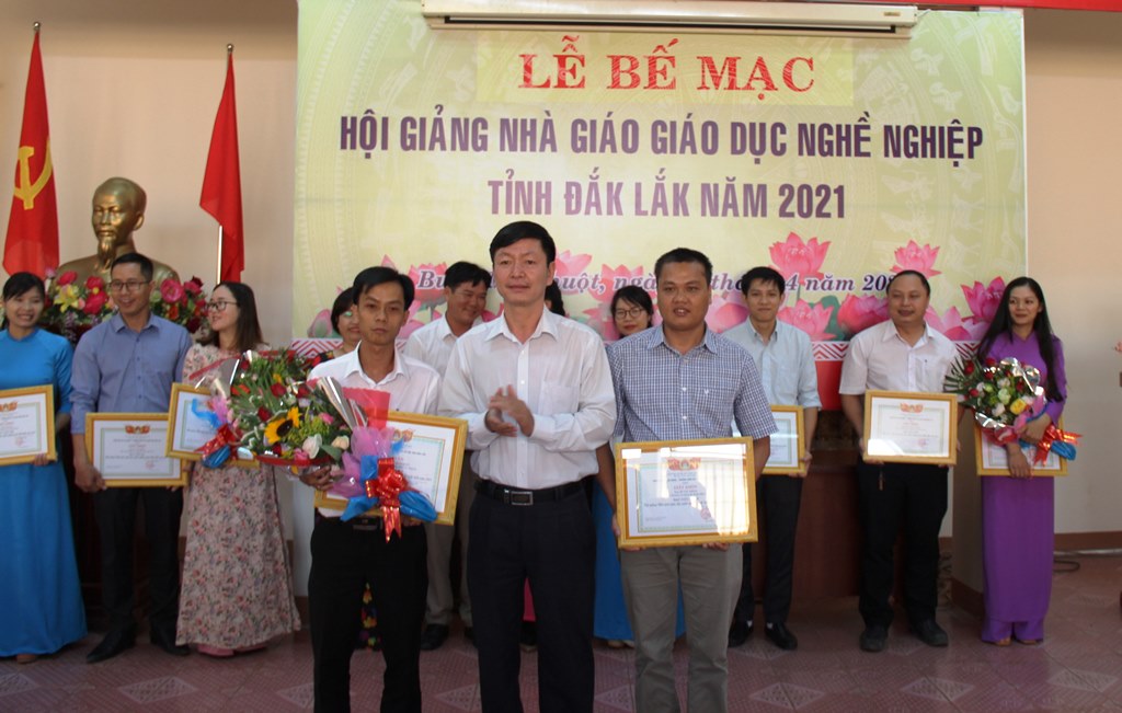 Bế mạc Hội giảng nhà giáo giáo dục nghề nghiệp tỉnh Đắk Lắk năm 2021