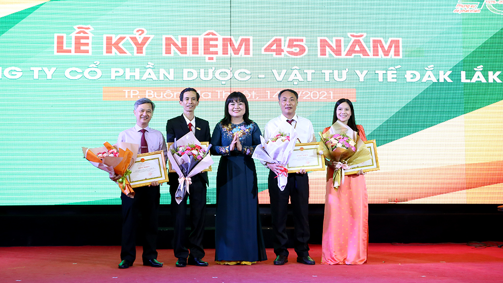 Công ty Cổ phần Dược - Vật tư Y tế Đắk Lắk kỷ niệm 45 năm thành lập