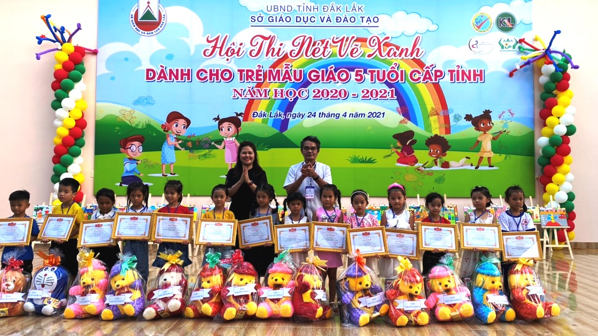 Hội thi “Nét vẽ Xanh” năm 2021 : Trao 85 giải cho các thí sinh xuất sắc
