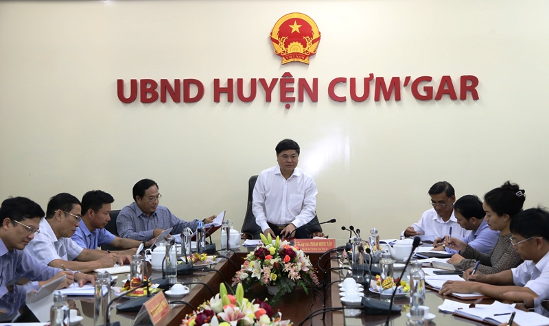 Kiểm tra công tác bầu cử tại huyện Cư M’gar