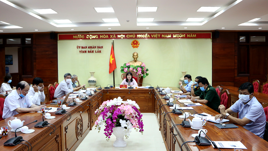 UBND tỉnh họp trực tuyến về công tác phòng, chống dịch Covid-19 trong tình hình mới