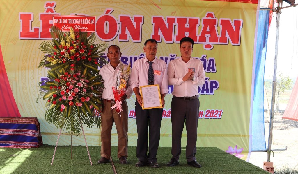 Ceremony to receive the title of Culture Village