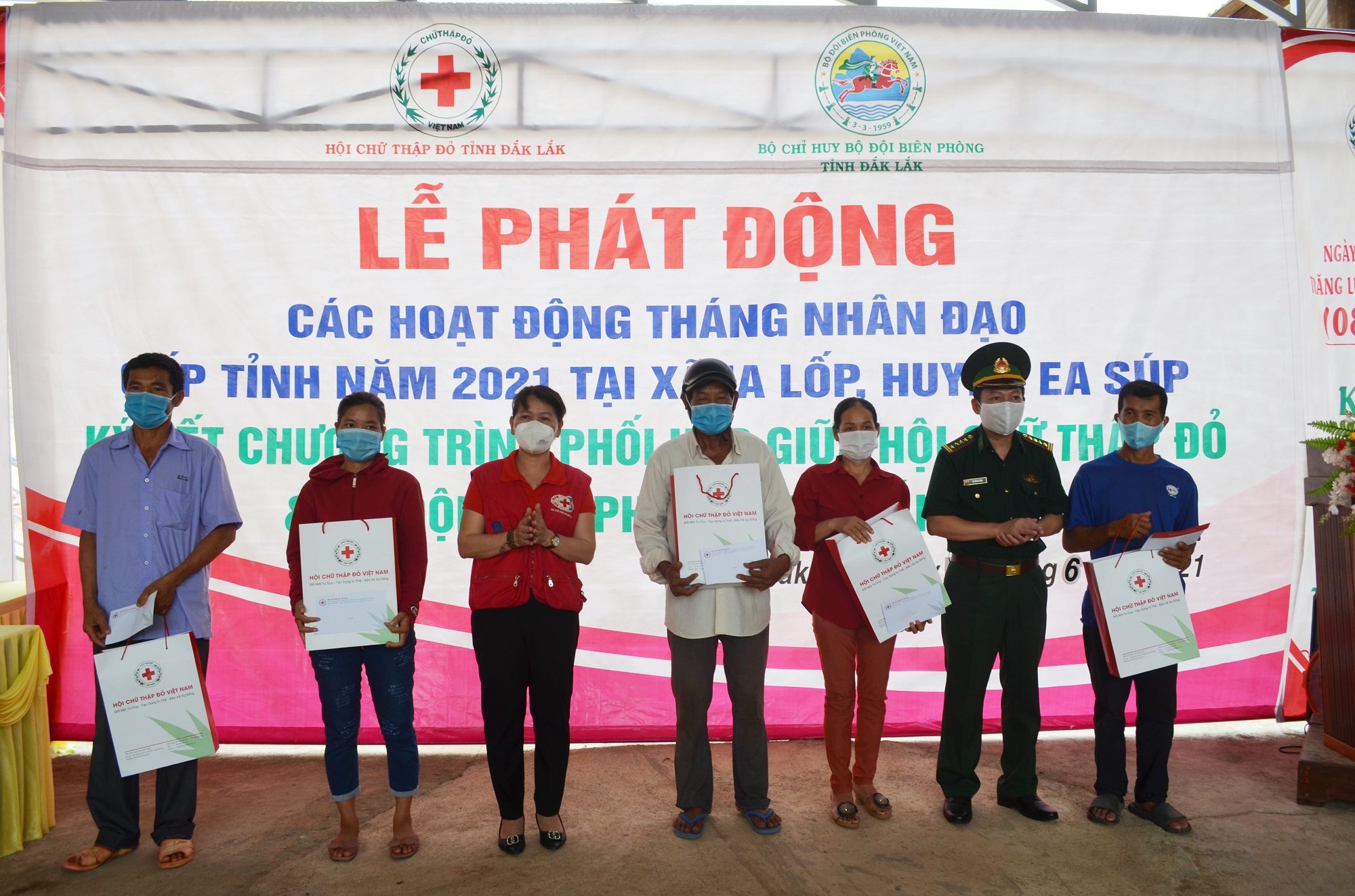 Nhiều hoạt động hướng về nhân dân huyện biên giới Ea Súp