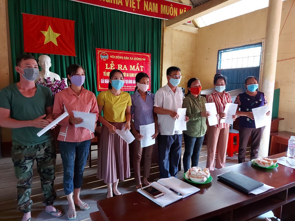 Ra mắt mô hình Tổ hợp tác “Trồng bưởi da xanh” và giải ngân nguồn vốn quỹ hỗ trợ nông dân