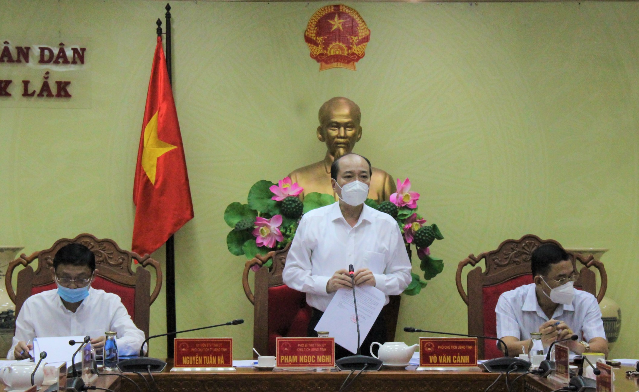 UBND tỉnh họp thông qua các nội dung trình Kỳ họp HĐND tỉnh