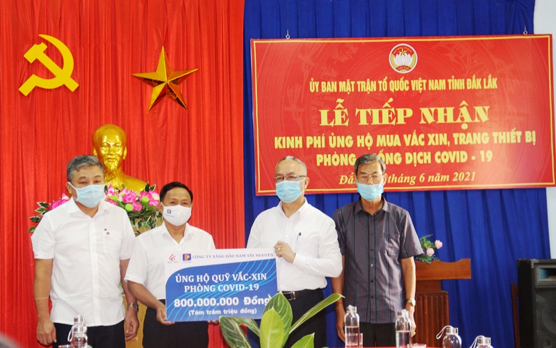 Các doanh nghiệp, địa phương ủng hộ kinh phí phòng, chống COVID-19