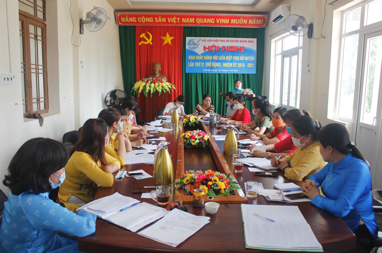 Hội Liên hiệp Phụ nữ huyện Buôn Đôn sơ kết công tác Hội 6 tháng đầu năm 2021