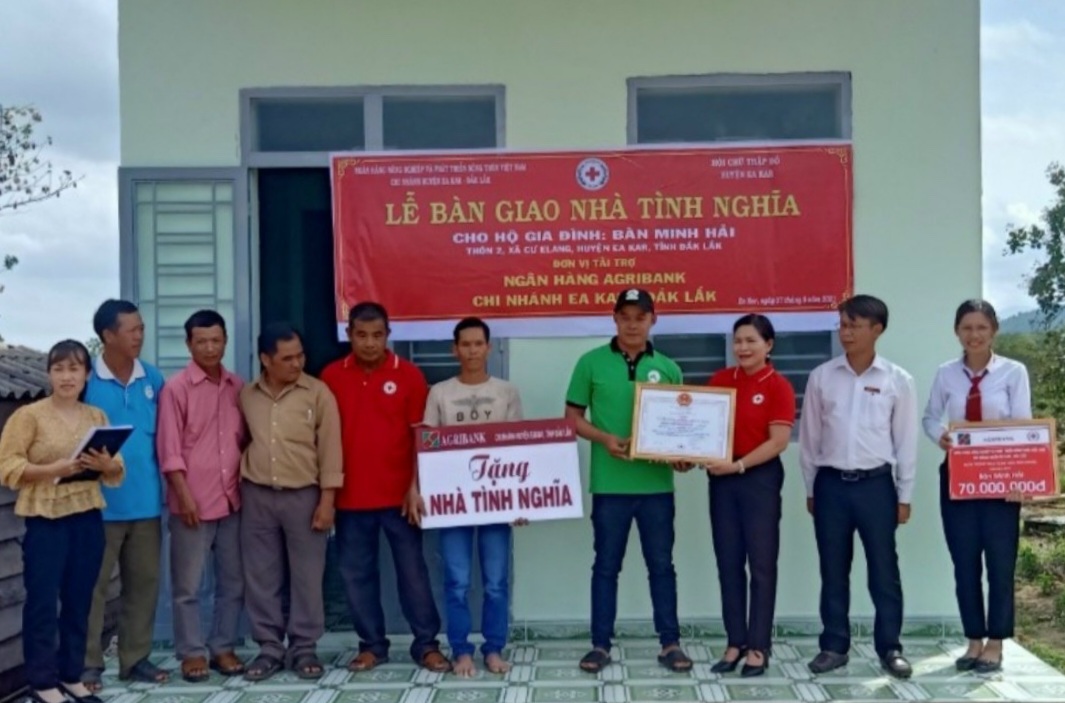 Agribank tài trợ 1,5 tỷ đồng cho công tác an sinh xã hội trên địa bàn