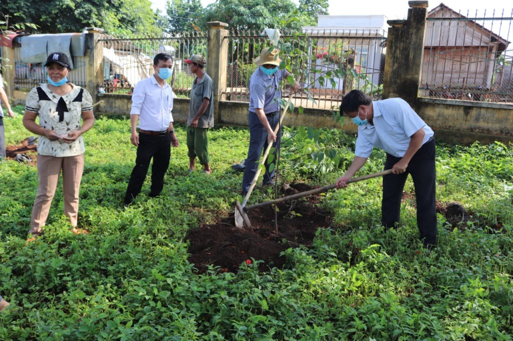 Huyện Krông Ana phát động “Tết trồng cây đời đời nhớ ơn Bác Hồ” năm 2021