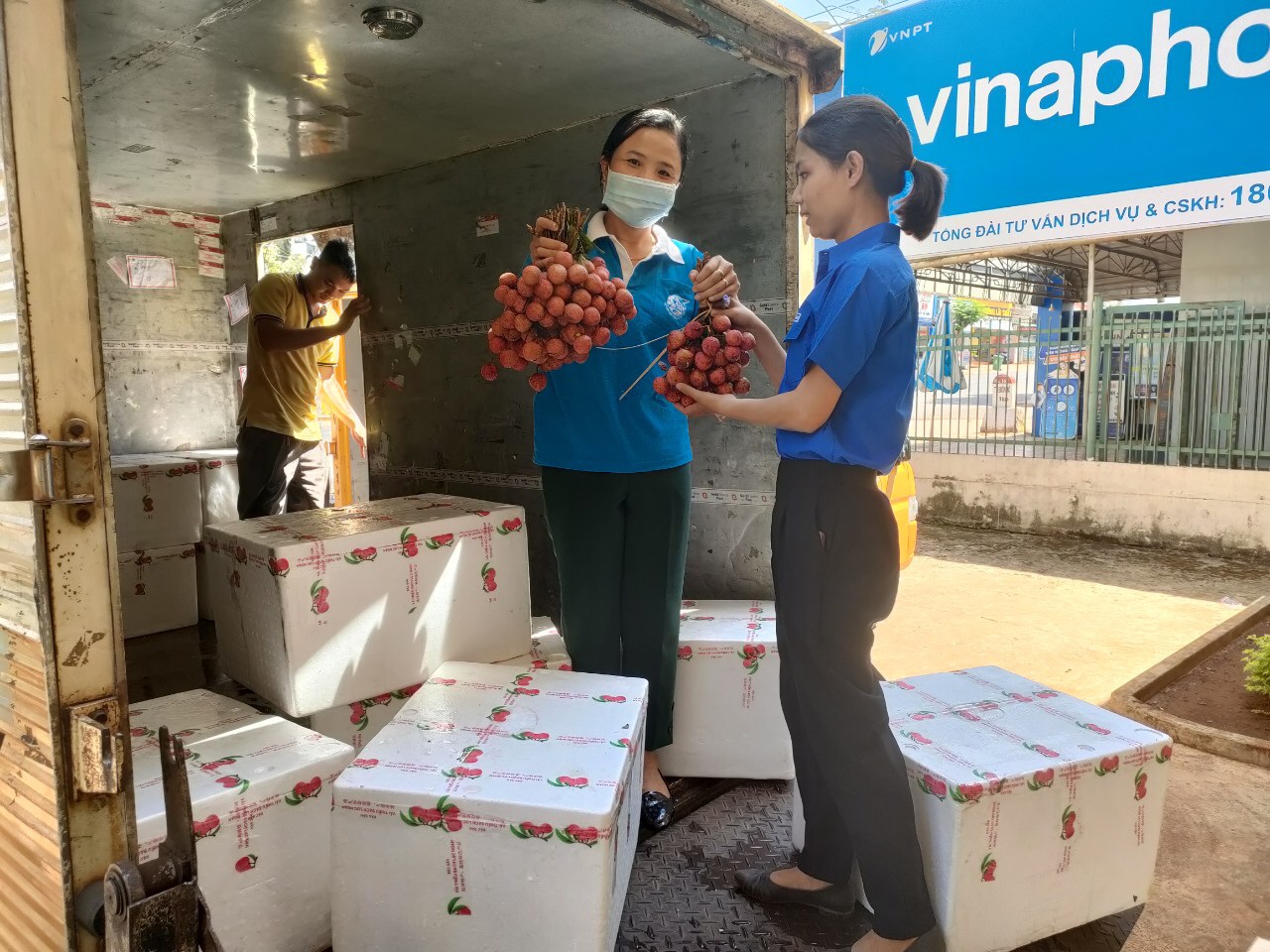 Triển khai “Tuần lễ cao điểm chung tay phòng chống, khắc phục thiệt hại do đại dịch Covid-19”