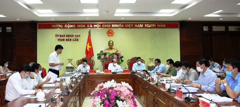 Phiên họp thành viên UBND tỉnh thông qua nội dung trình Kỳ họp HĐND tỉnh