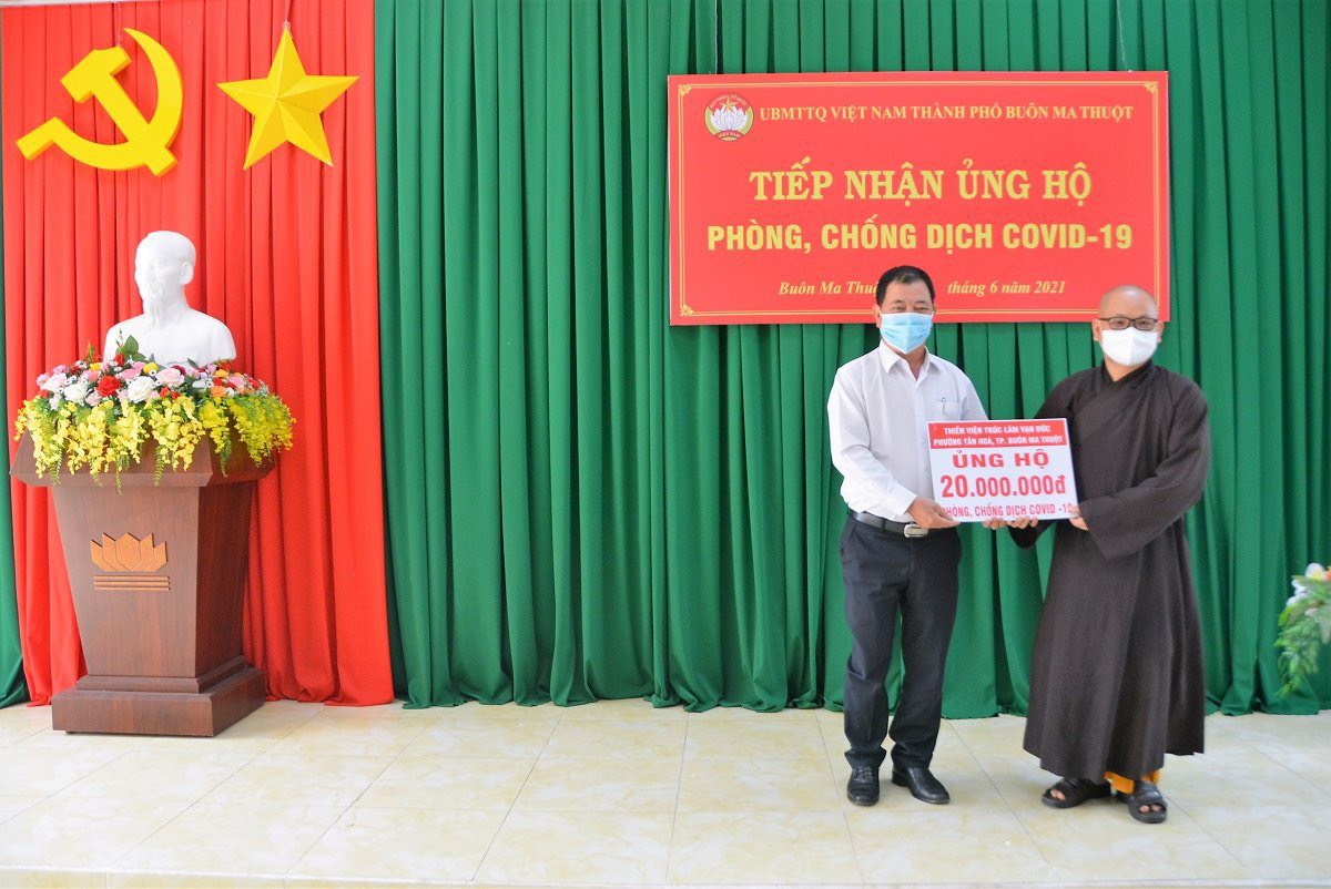 TP. Buôn Ma Thuột vận động trên 2,5 tỷ đồng ủng hộ Quỹ phòng, chống dịch COVID-19