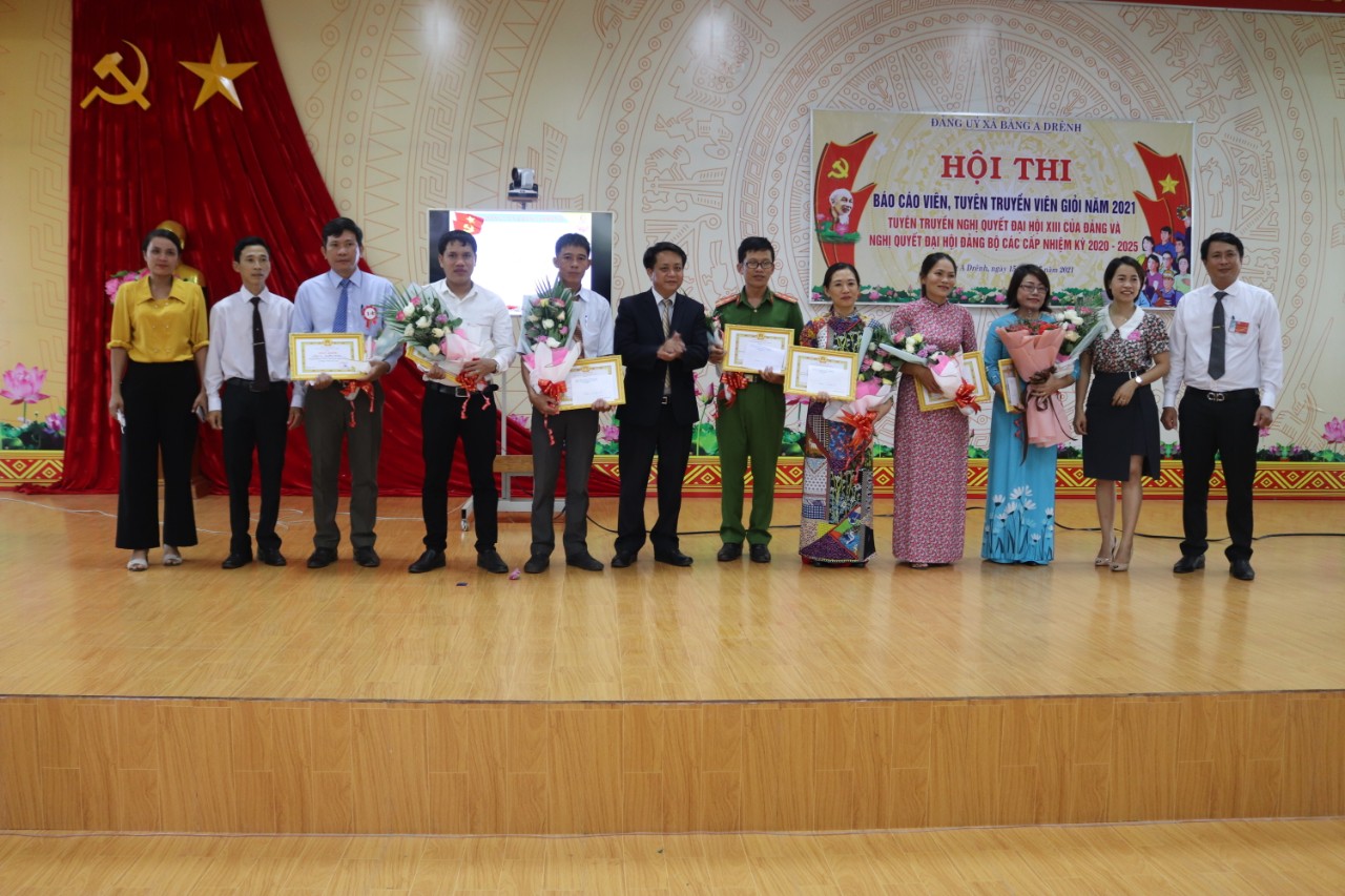 Hội thi báo cáo viên tuyên truyền giỏi năm 2021