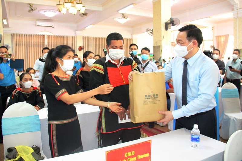 Đắk Lắk triển khai gói hỗ trợ 26.000 tỷ đồng của Chính phủ theo hình thức cuốn chiếu
