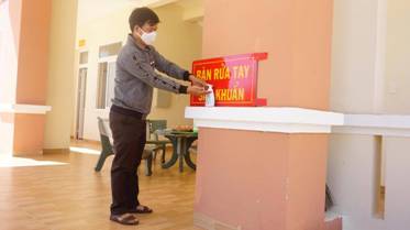 Ban Chỉ huy Quân sự huyện M'Đrắk tăng cường các biện pháp phòng, chống dịch bệnh Covid-19