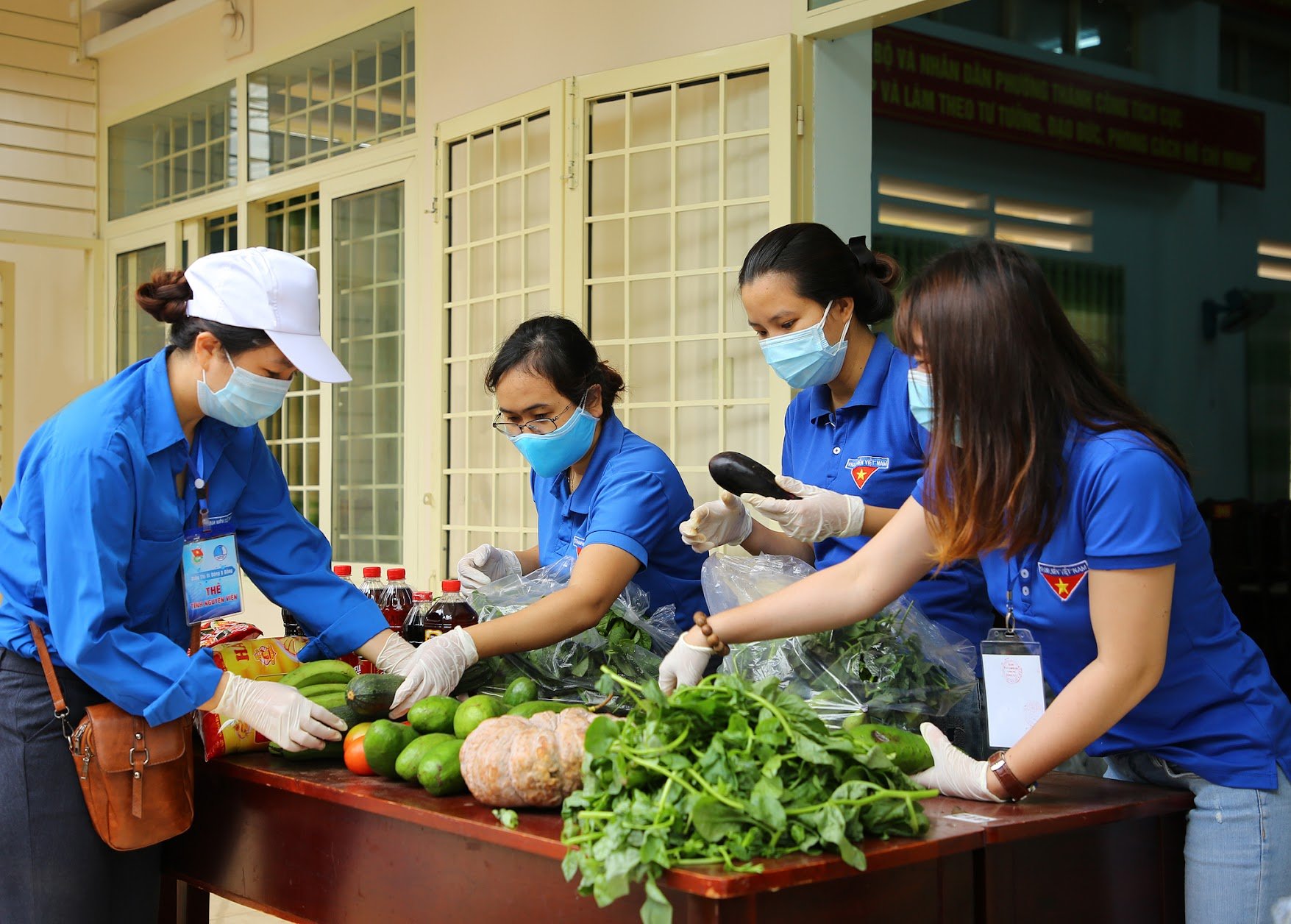 “Siêu thị di động 0 đồng” trao hơn 400 phần quà tại địa bàn thành phố Buôn Ma thuột