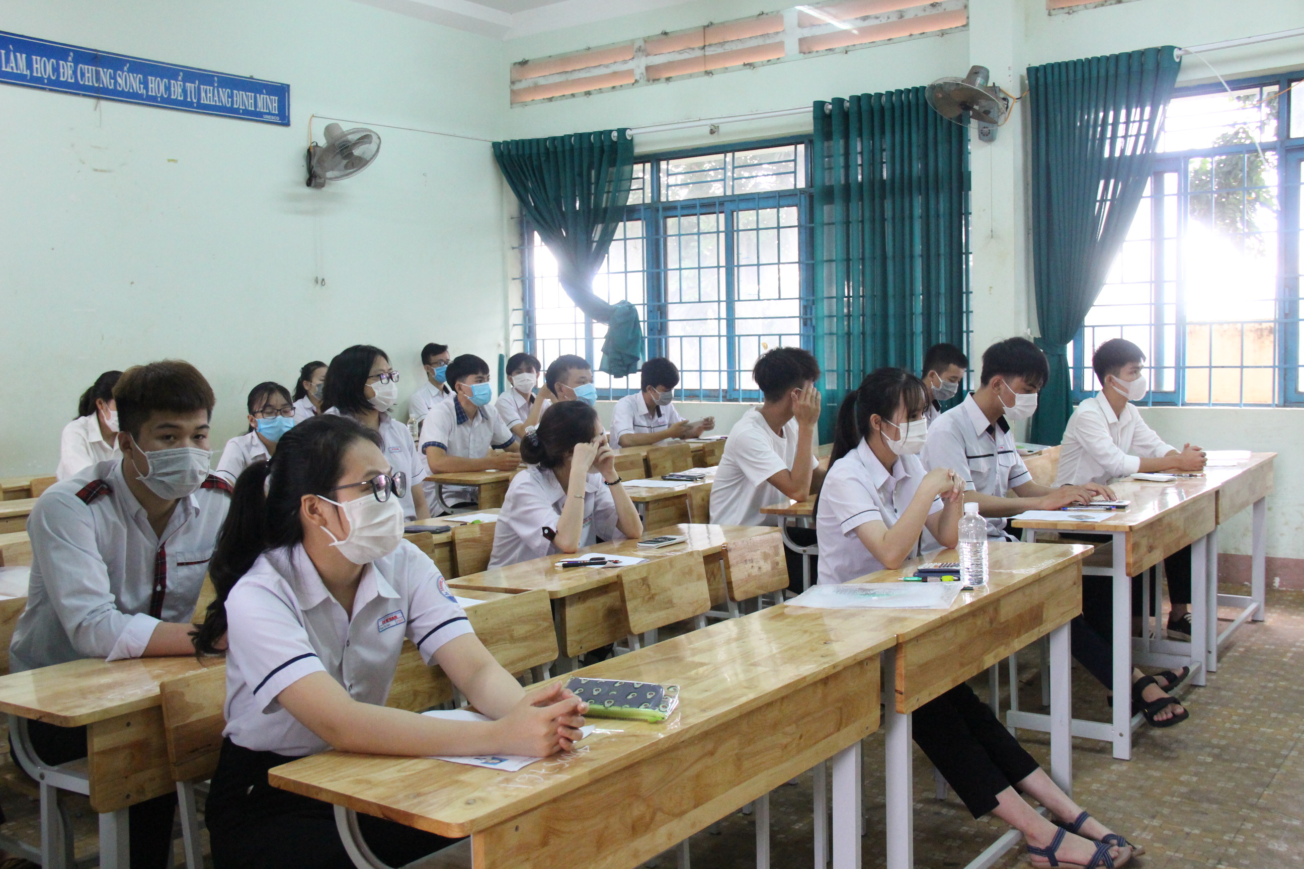 97.01% pass the 2021 graduation examination for senior high school in Dak Lak Province
