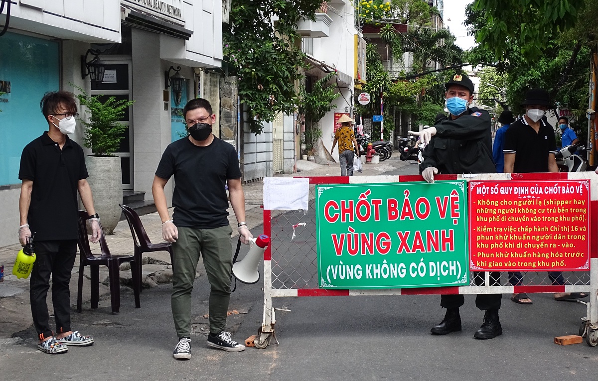 Thiết lập bảo vệ “vùng xanh” và triển khai các biện pháp phòng, chống dịch COVID-19