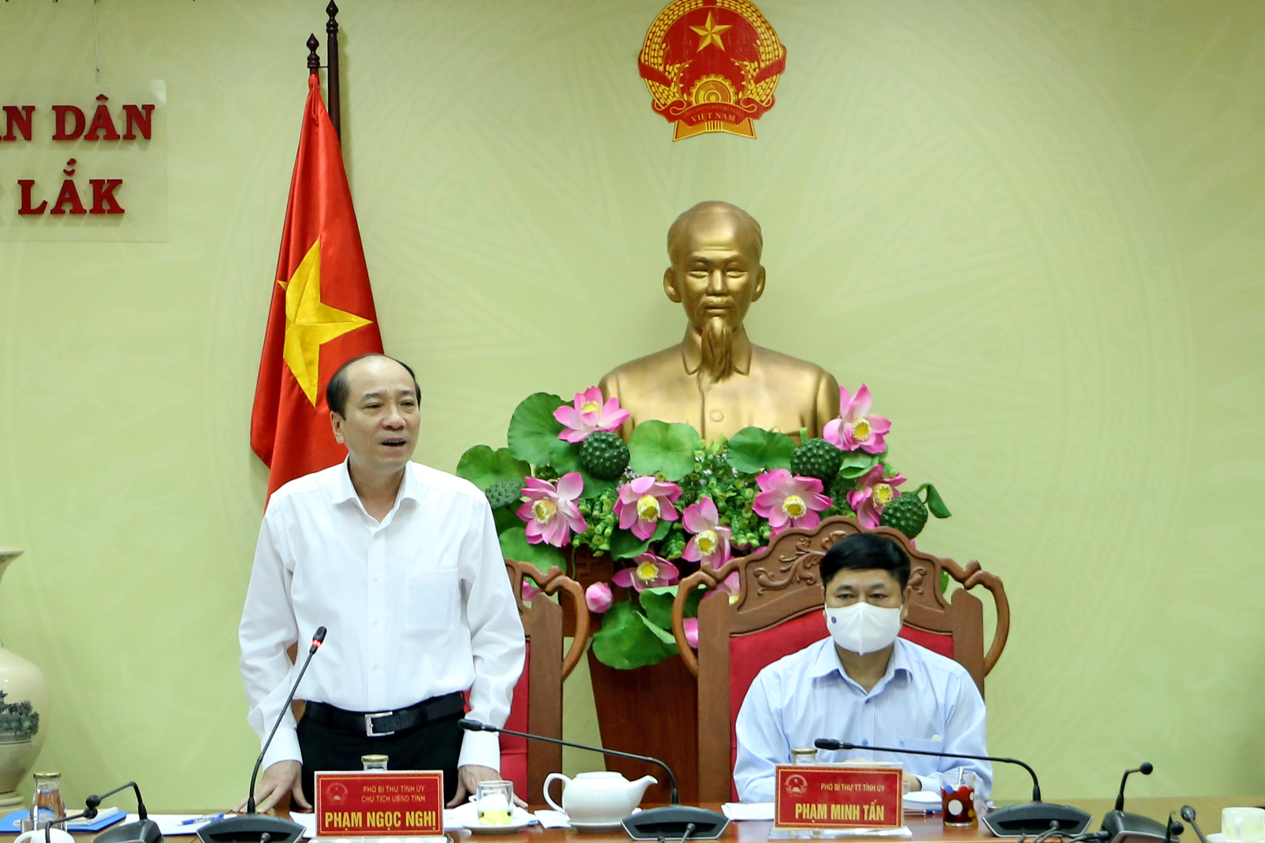 UBND tỉnh tổ chức cuộc họp về công tác phòng, chống dịch COVID-19