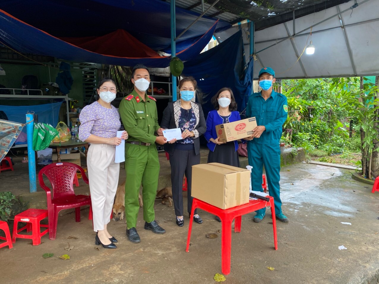 Hội LHPN tỉnh Đắk Lắk tổ chức Chương trình “Triệu phần quà – San sẻ yêu thương”
