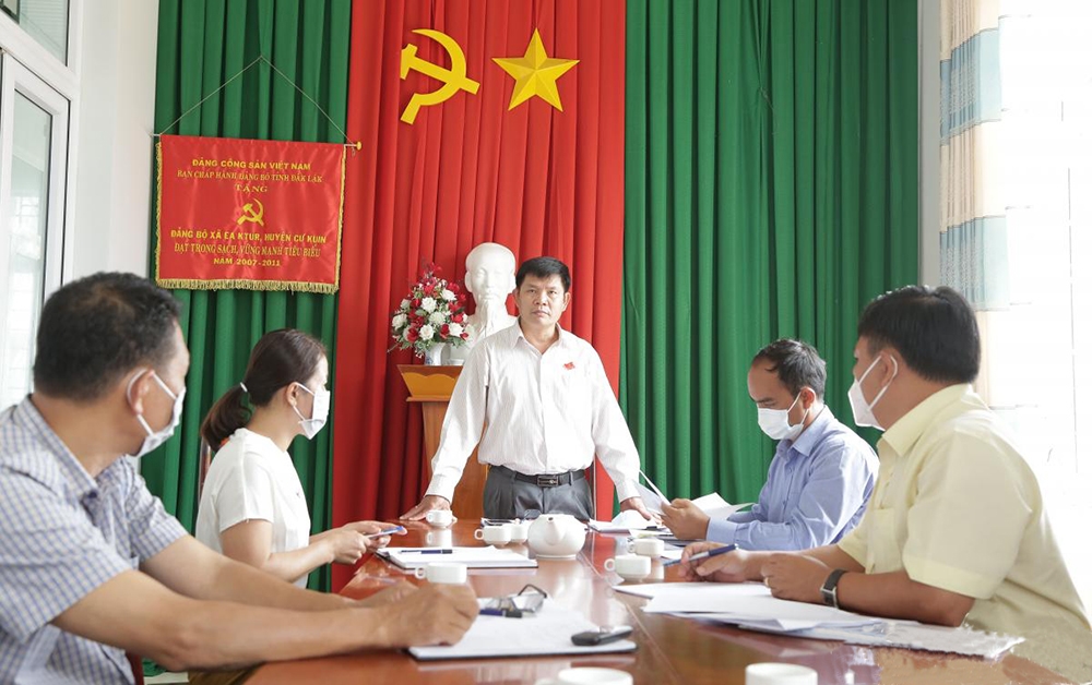 Khảo sát công tác tuyên truyền phòng, chống dịch bệnh Covid-19 tại thôn, buôn vùng đồng bào dân tộc thiểu số