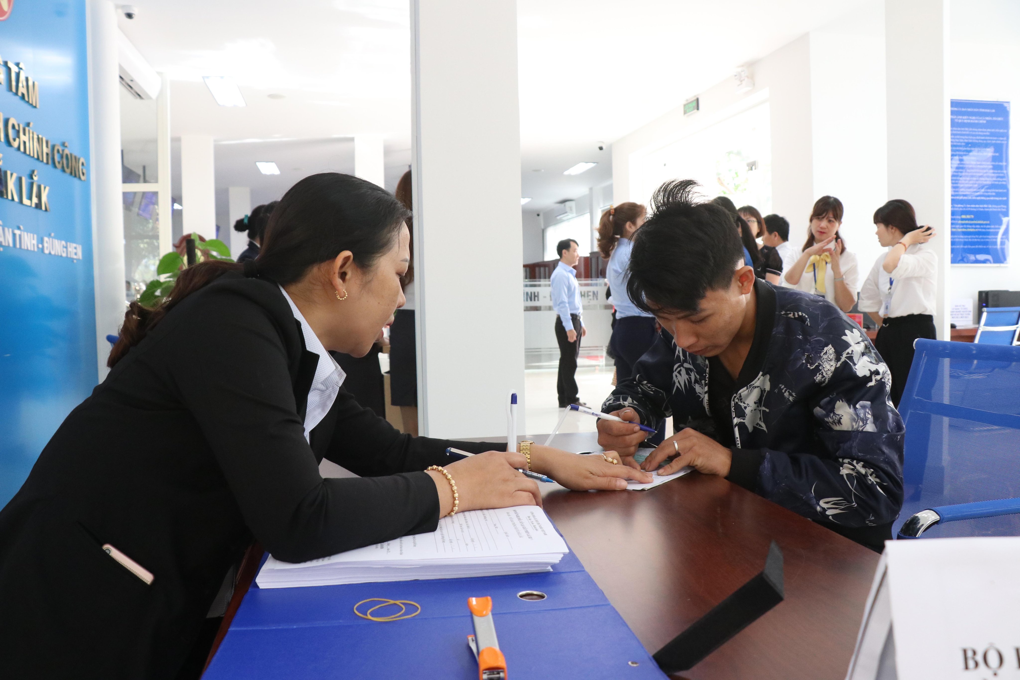 Rà soát thủ tục hành chính thuộc ngành Văn hóa, Thể thao, Du lịch để kiến nghị sửa đổi