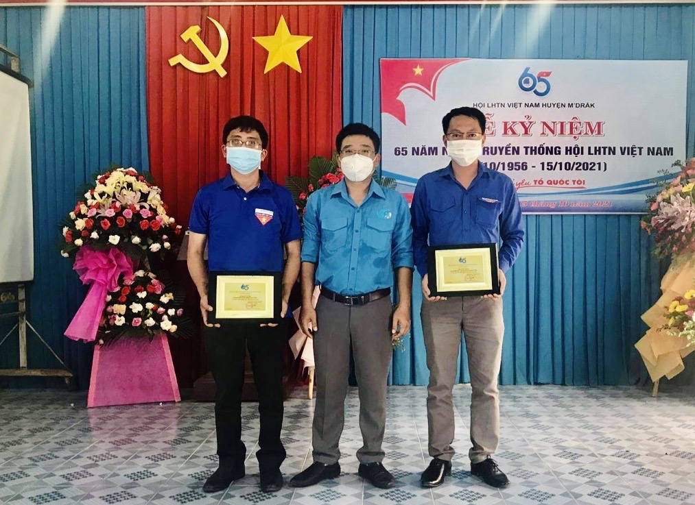 Huyện M’Đrắk tuyên dương 65 cán bộ, hội viên thanh niên tiêu biểu