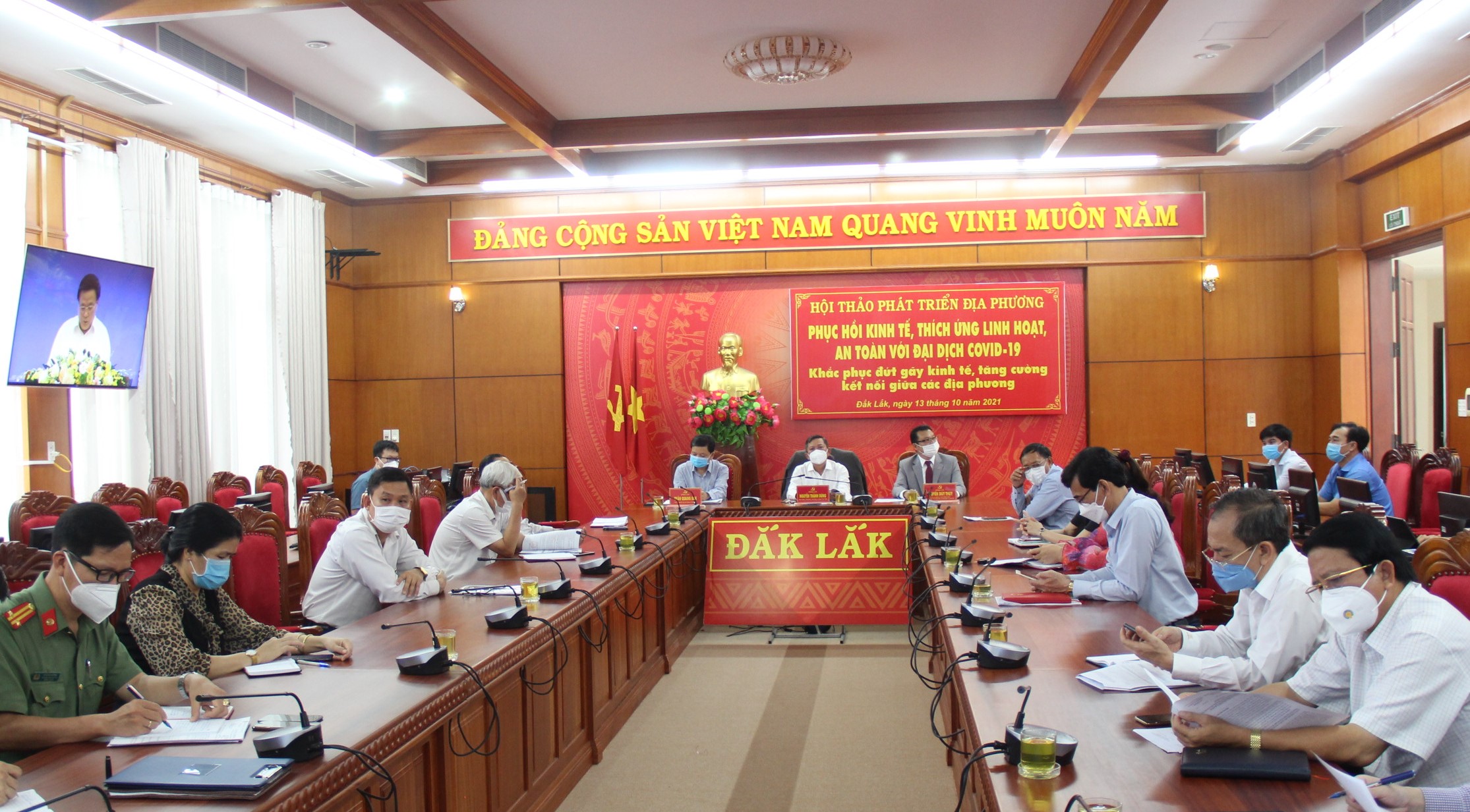 Economic recovery and safe and flexible adaptation to the COVID-19 pandemic