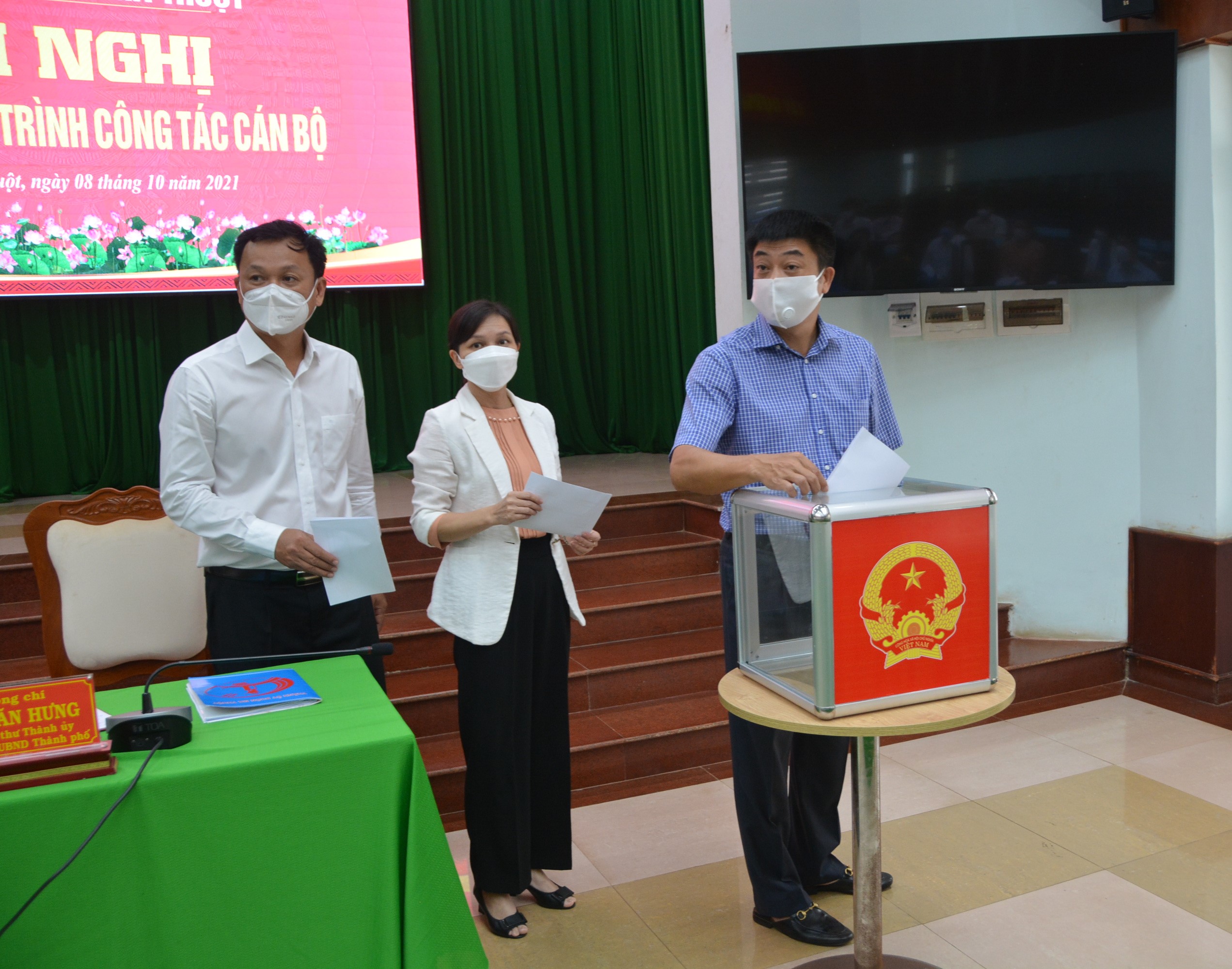 The 10th expanded Conference of the Party Executive Committee of Buon Ma Thuot City