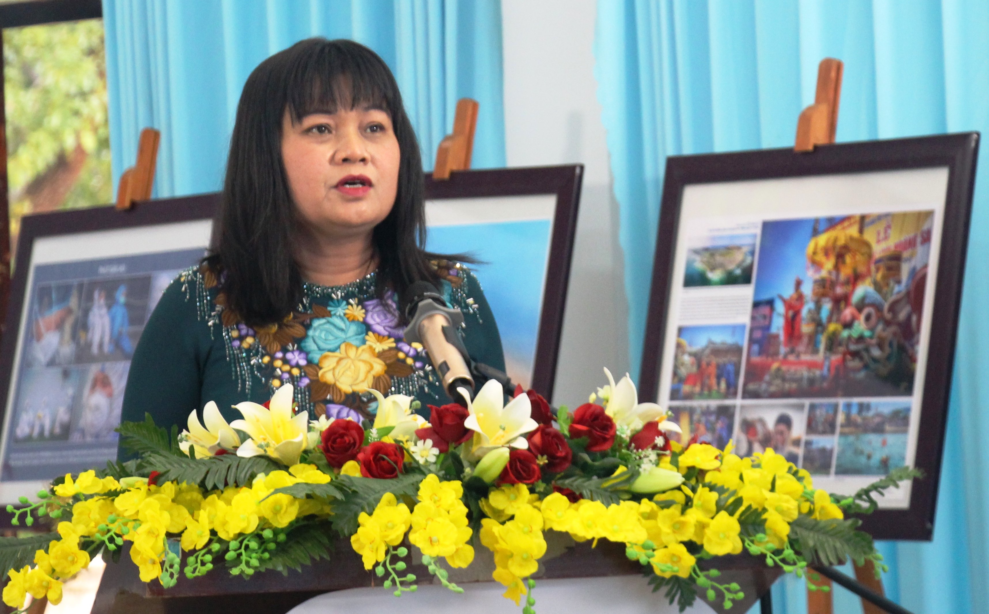 Awarding the 26th South Central - Central Highlands Regional Photo Festival: Photographer Huynh Van Truyen (Da Nang) won the Gold Medal