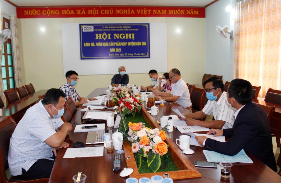 Huyện Buôn Đôn đánh giá, phân hạng sản phẩm OCOP năm 2021