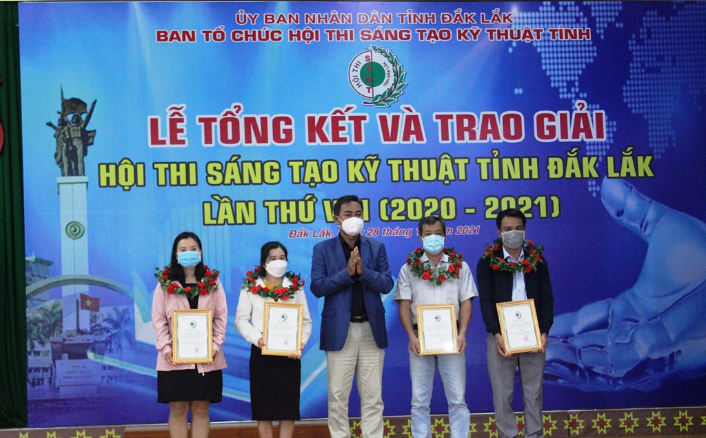 Tổng kết và trao giải Hội thi Sáng tạo kỹ thuật tỉnh lần thứ VIII (năm 2020 - 2021)