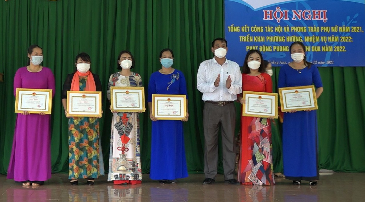 Tổng kết công tác Hội và phong trào phụ nữ huyện Krông Ana năm 2021