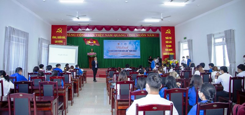 Tọa đàm chuyển đổi số -Thời cơ và thách thức của sinh viên năm 2022