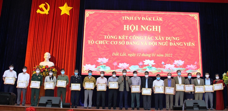 Tỉnh ủy triển khai công tác xây dựng tổ chức cơ sở đảng và đội ngũ đảng viên năm 2022