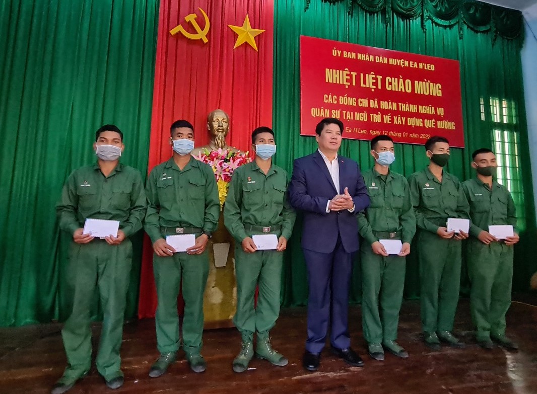 Huyện Ea H’leo đón quân nhân xuất ngũ hoàn thành nghĩa vụ quân sự trở về địa phương