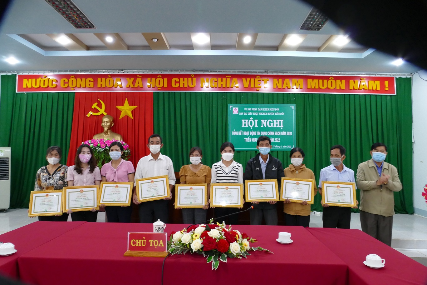 Năm 2021, Ngân hàng CSXH huyện Buôn Đôn tăng trưởng dư nợ trên 7,61%