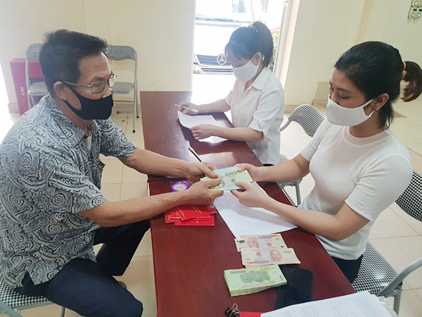 Quyết định về việc phê duyệt danh sách và kinh phí hỗ trợ hộ kinh doanh gặp khó khăn do đại dịch COVID-19 (đợt 79) trên địa bàn thành phố Buôn Ma Thuột