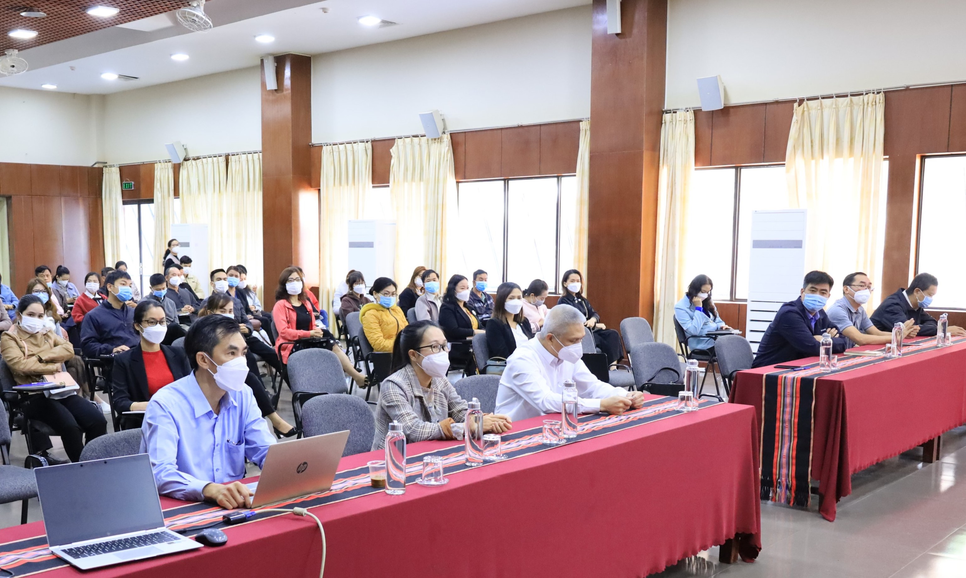 Tập huấn phòng chống dịch COVID-19 đảm bảo an toàn trong hoạt động du lịch