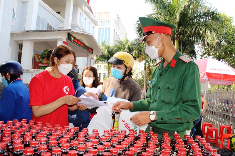 Khai mạc “Phiên chợ nhân đạo” Xuân Nhâm Dần năm 2022