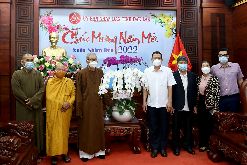 Các tổ chức tôn giáo thăm, chúc mừng UBND tỉnh nhân dịp Tết Nguyên đán Nhâm Dần 2022