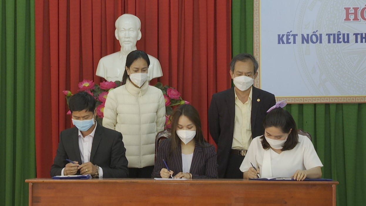 Conference on connecting agricultural product consumption in Dak Lak Province in 2022