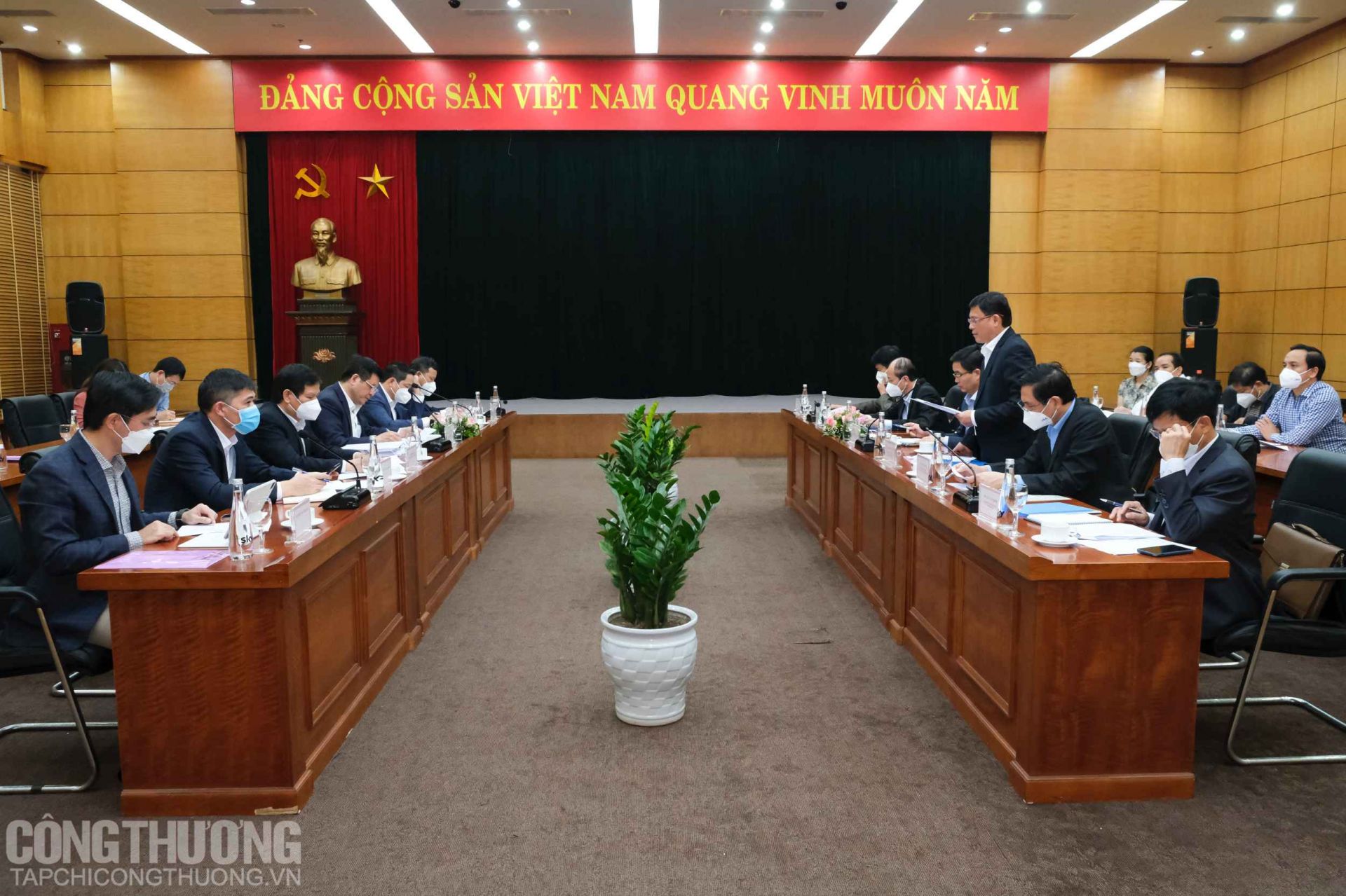 Đoàn công tác của tỉnh Đắk Lắk làm việc với Bộ Công Thương