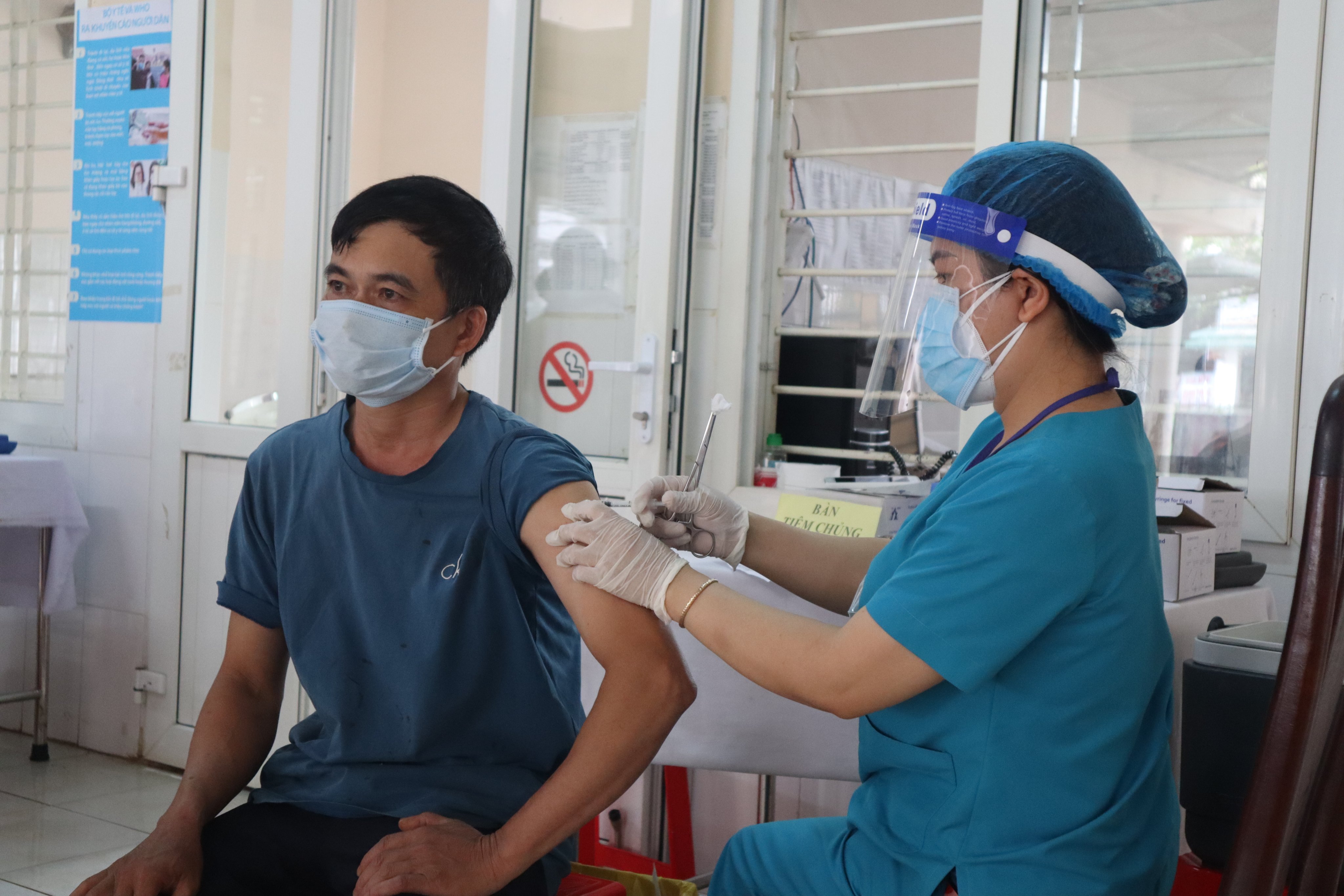 Đắk Lắk thêm 2.915 trường hợp dương tính và 3 bệnh nhân COVID-19 tử vong