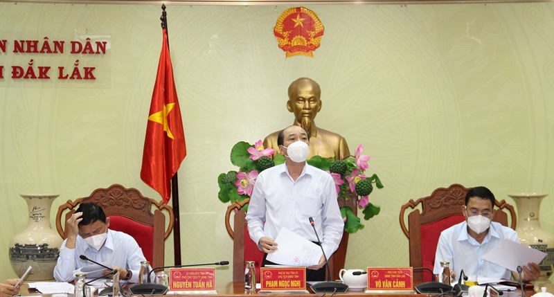 Phiên họp thành viên UBND tỉnh thông qua nội dung trình Kỳ họp HĐND tỉnh khóa X